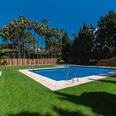 Cabopino Duplex, Swimming Pool, Beach 5Min Away, Chill Out Terrace And High-Speed Wifi Marbella Bagian luar foto