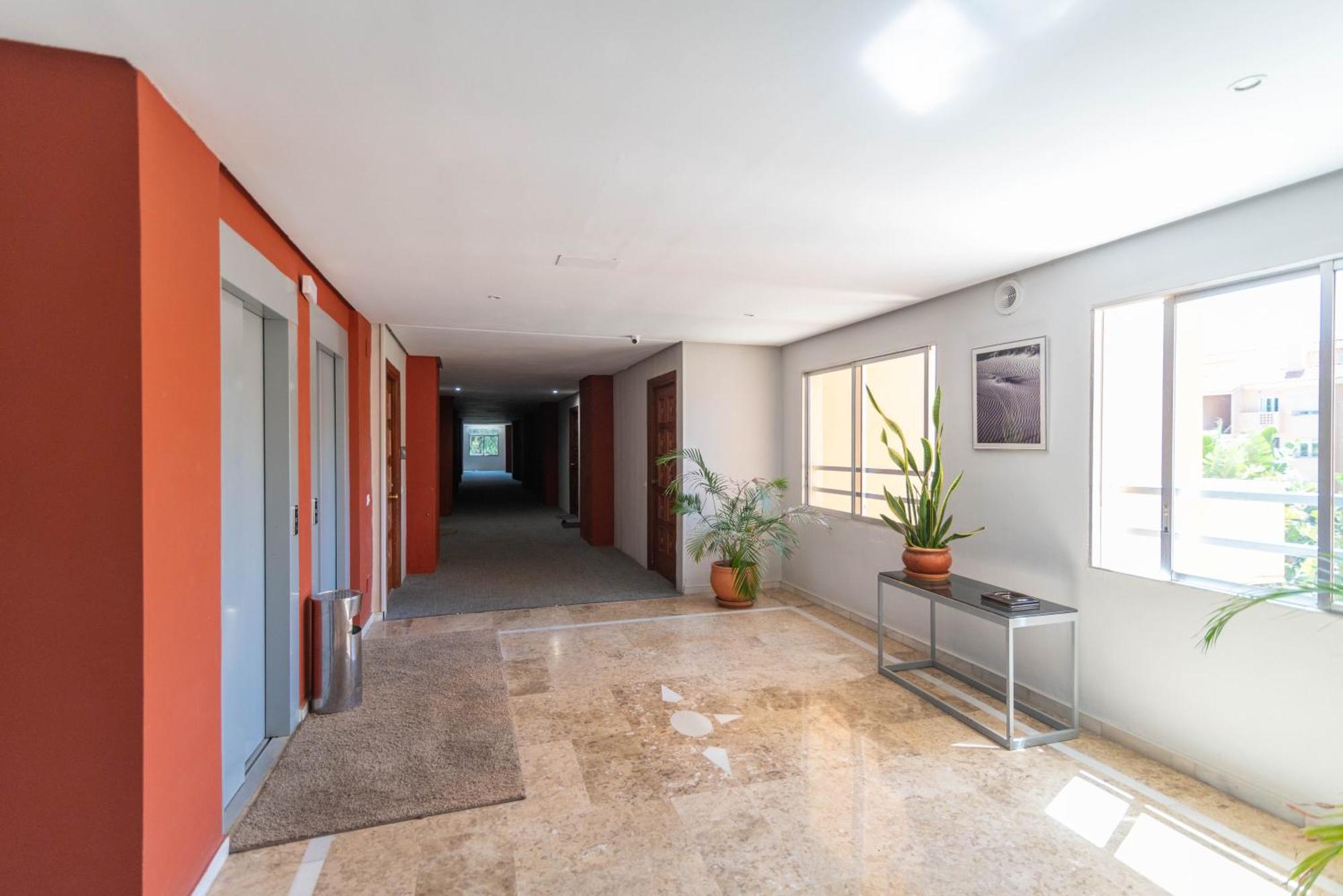 Cabopino Duplex, Swimming Pool, Beach 5Min Away, Chill Out Terrace And High-Speed Wifi Marbella Bagian luar foto